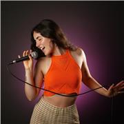 Clases de CANTO MODERNO. Mejora tu interpretación, técnica vocal, uso del diafragma… ¡O aprende a cantar desde cero! ¡Para cualquier nivel y edad!